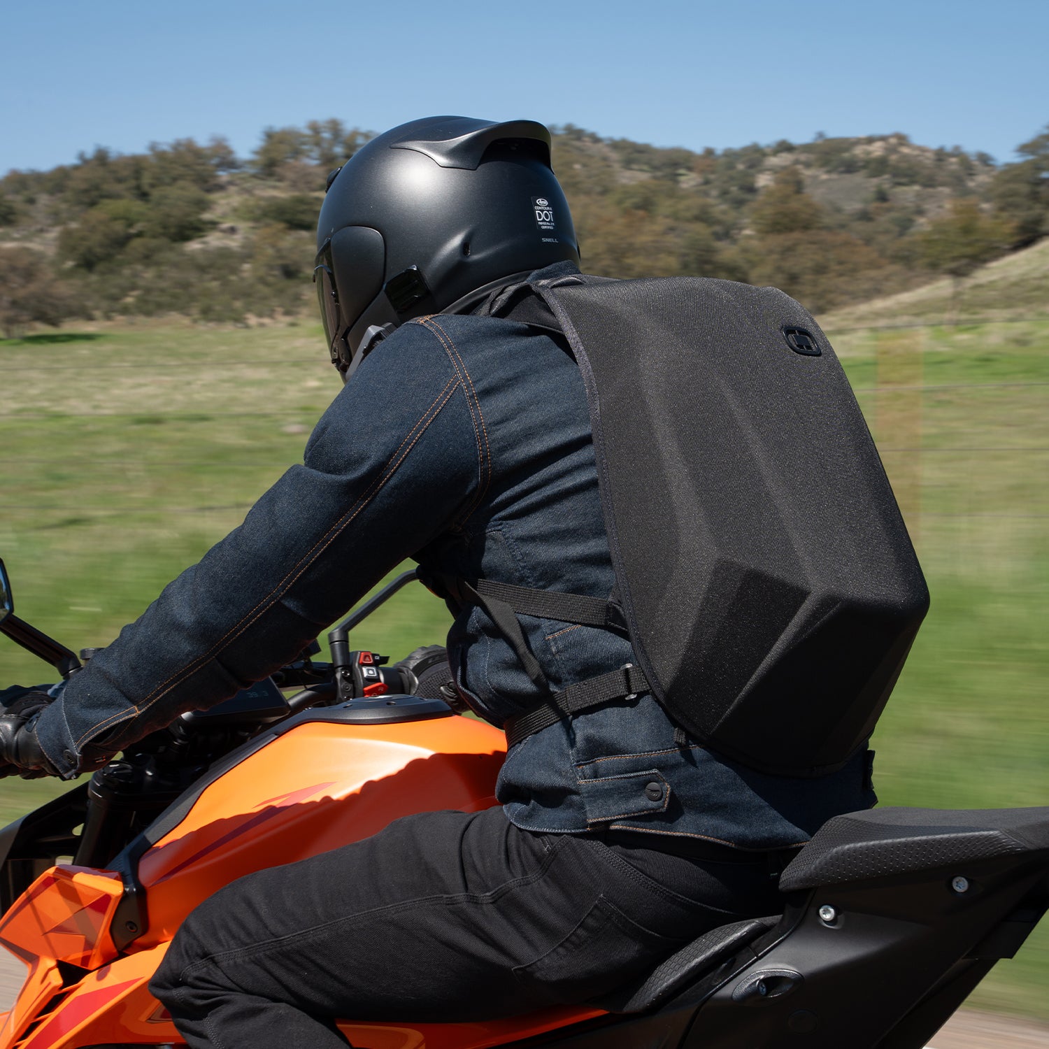 MACH 1 MOTORCYCLE BACKPACK – OGIO POWERSPORTS