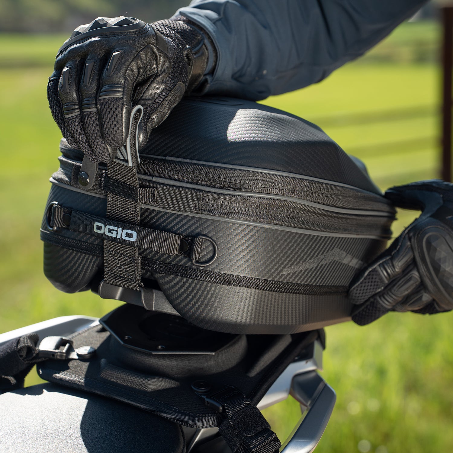 TB2 21L TAIL BAG – OGIO POWERSPORTS TB2 21L TAIL BAG – OGIO POWERSPORTS